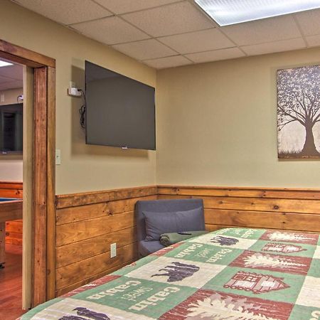 Pigeon Forge Cabin With Hot Tub And Mountain Views! Exteriör bild