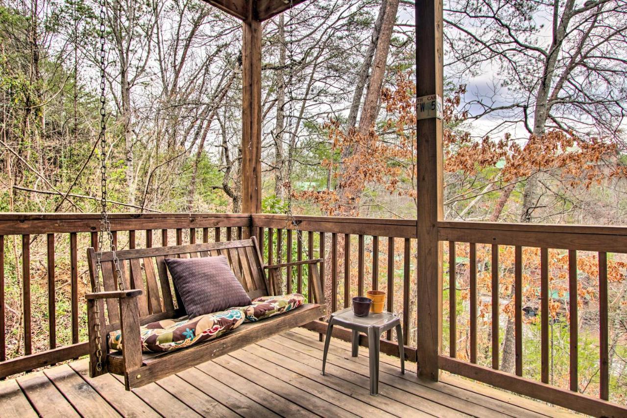 Pigeon Forge Cabin With Hot Tub And Mountain Views! Exteriör bild